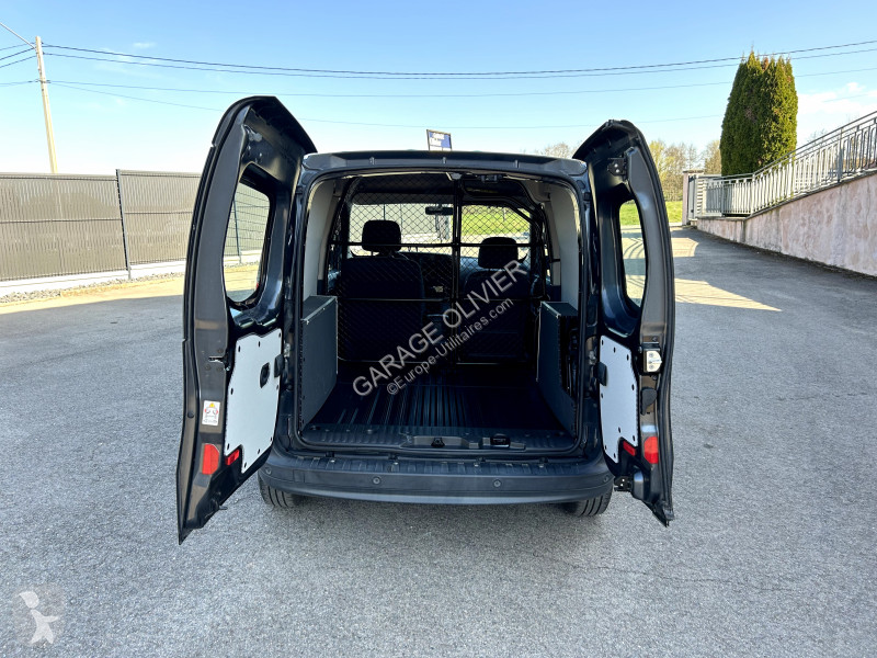 Véhicule utilitaire Mercedes Compact 109 1.5...