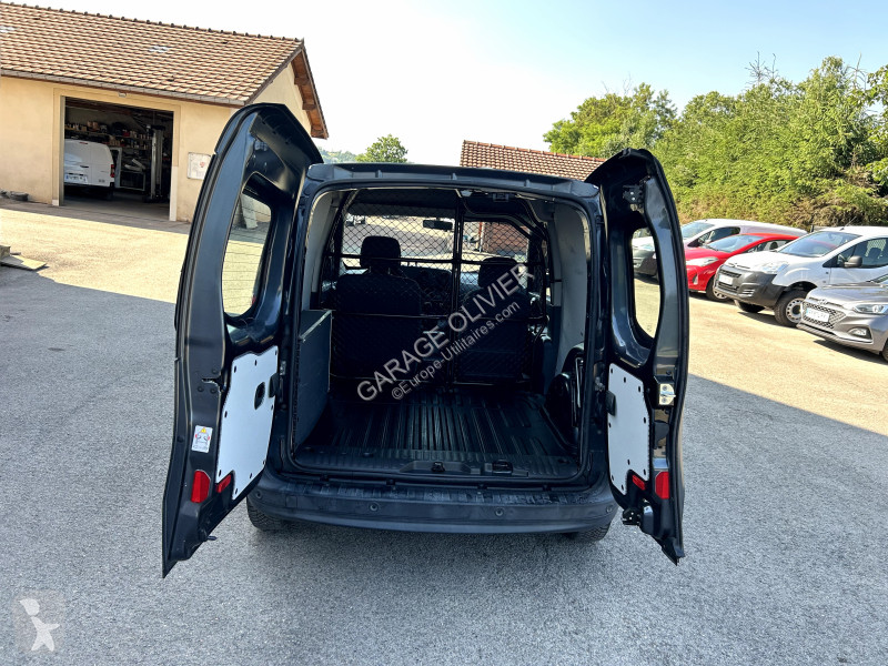 Véhicule utilitaire Mercedes Compact 109 1.5...