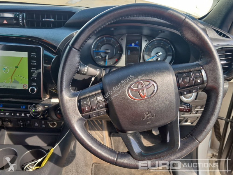 Véhicule utilitaire Toyota Hilux