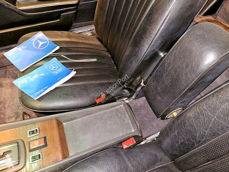 Furgoneta Mercedes (R107) _  SL-Klasse