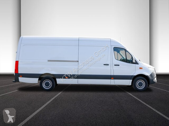 Užitkové vozidlo Mercedes 317...