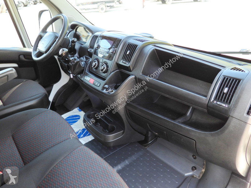 Samochód dostawczy Peugeot  BOXER