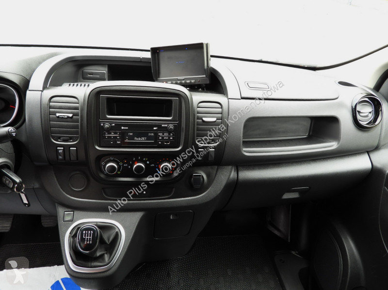Véhicule utilitaire Renault  TRAFIC