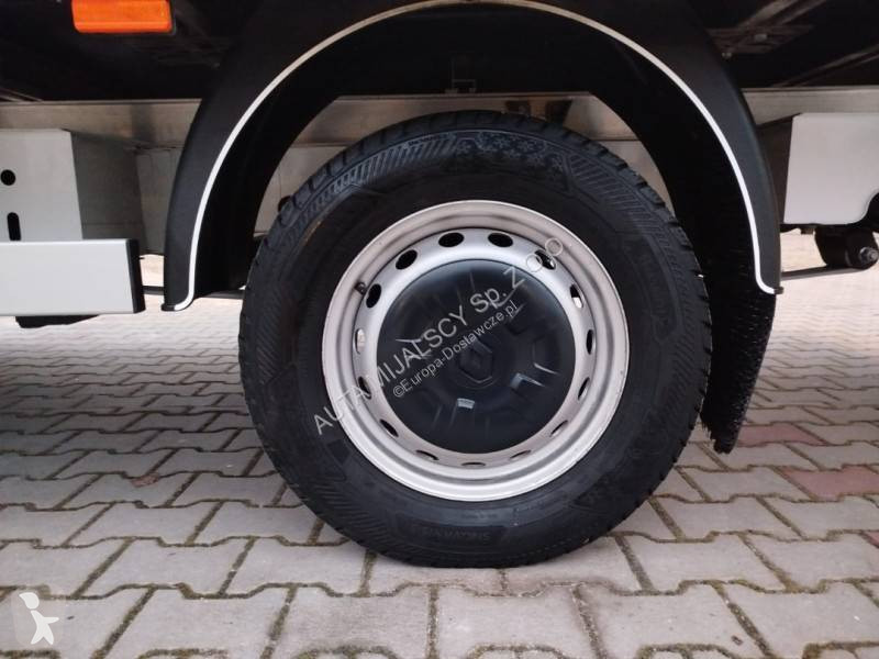 Samochód dostawczy Renault