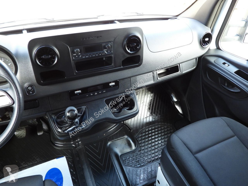 Autoutilitară Mercedes 23RANSIT