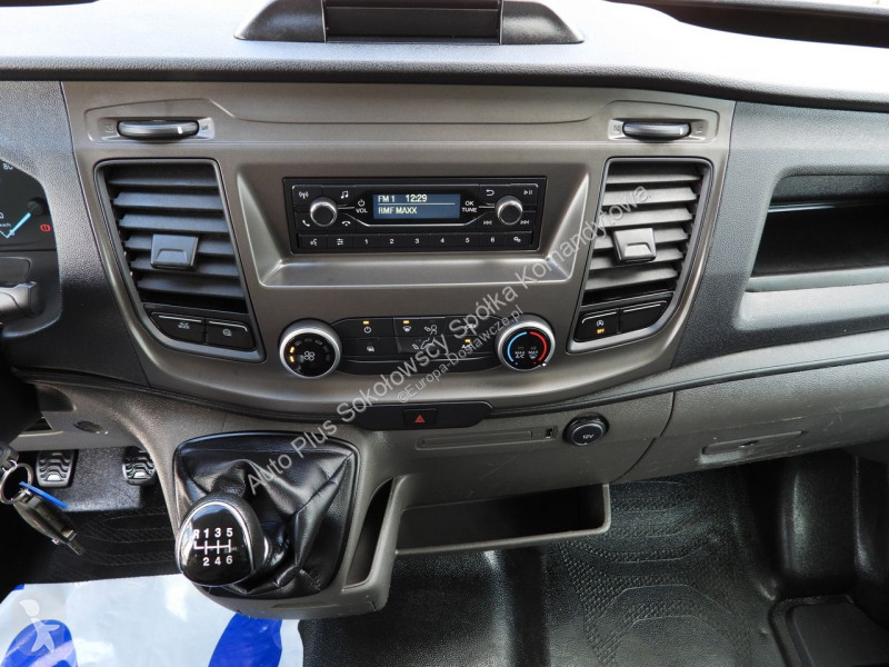 Samochód dostawczy Ford  TRANSIT