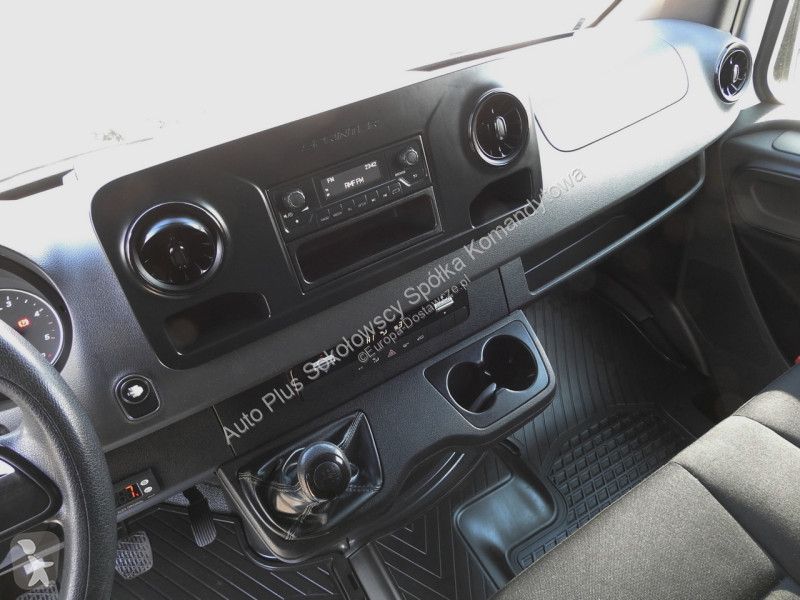 Samochód dostawczy Mercedes 2 ASTER