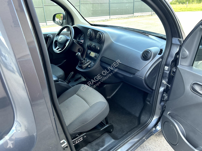 عربة نفعية Mercedes Extra Long 109 1.5 CDI 95 Pro