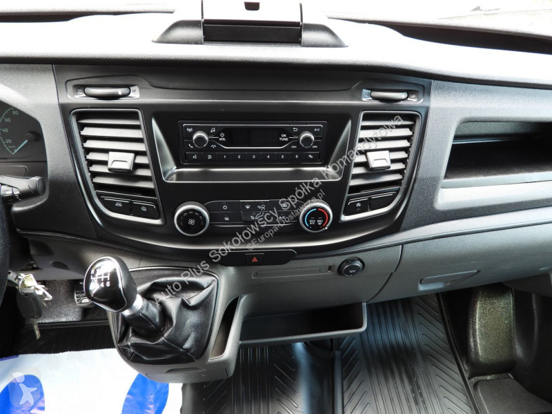 Samochód dostawczy Ford  TRANSIT