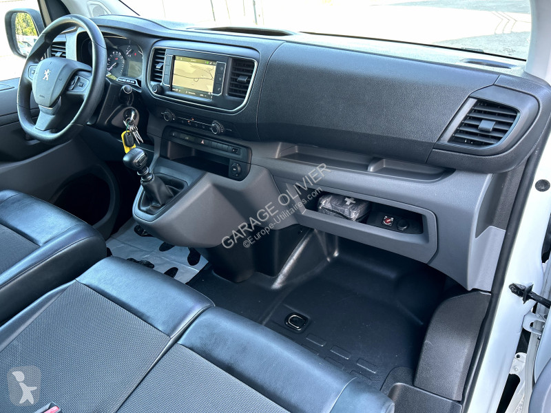Véhicule utilitaire Peugeot Long 2.0 Bluehdi...