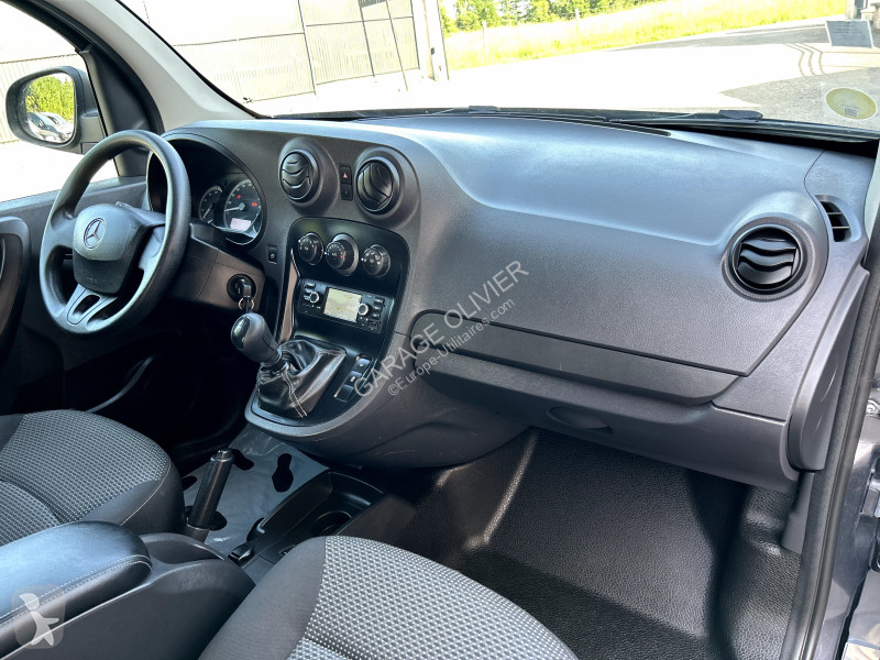 Véhicule utilitaire Mercedes Long 109 1.5 CDI...