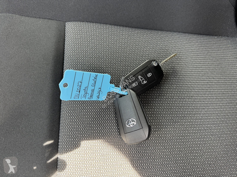 عربة نفعية Toyota 75kWh Nieuw! Elektrisch L1...