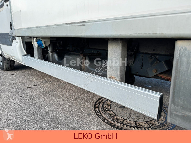 Samochód dostawczy Iveco 35C13 Mit Relec Froid...