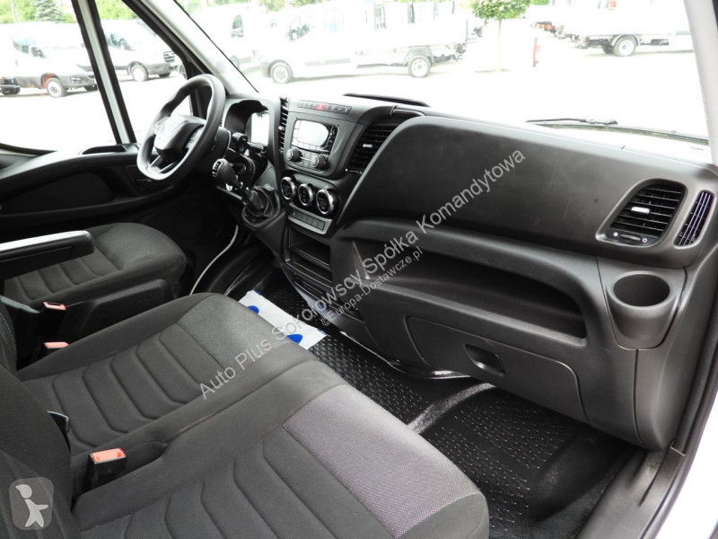 Furgoneta Iveco 35C16 DAILY