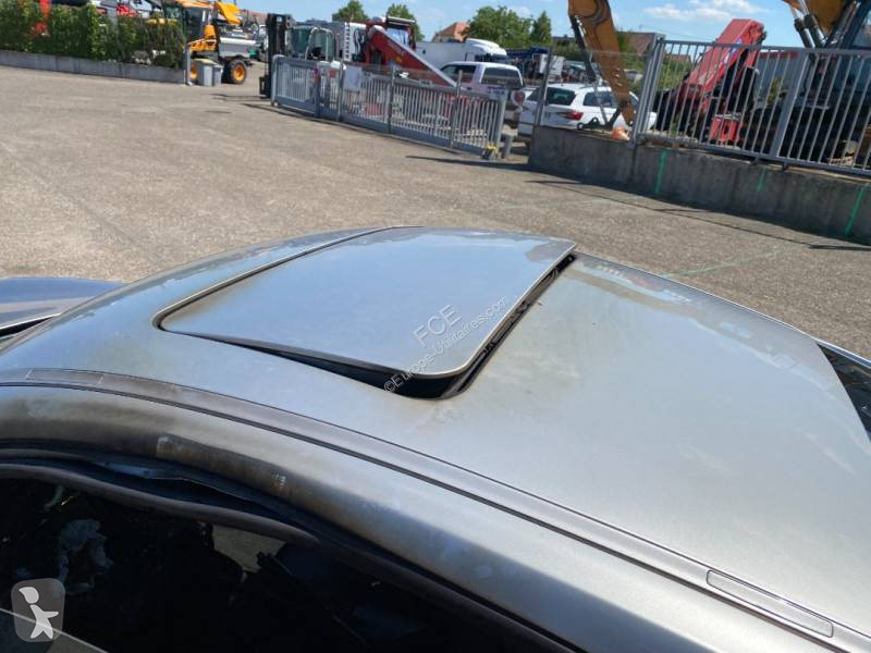 Véhicule utilitaire Porsche