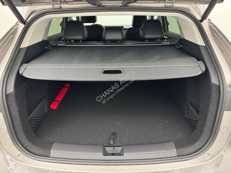 Samochód dostawczy MG 1.5 Hybrid+ 224 Luxury