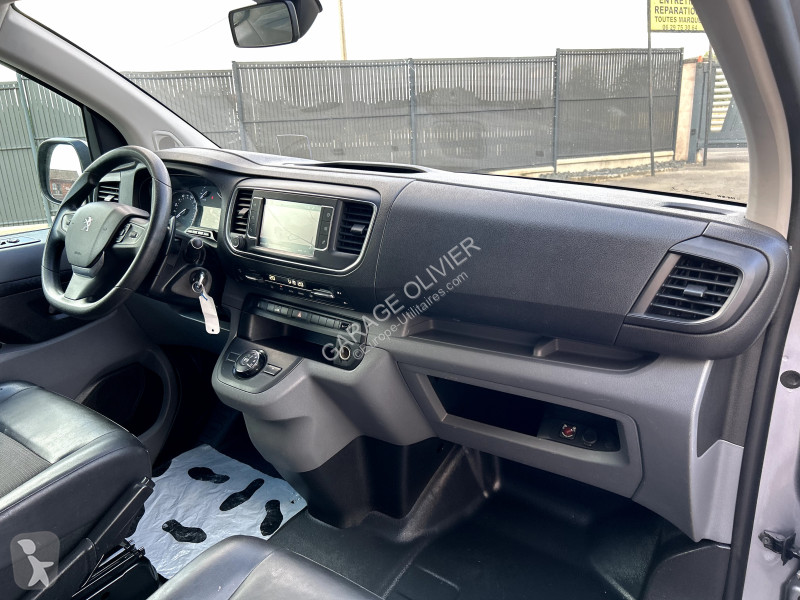 عربة نفعية Peugeot 2.0 Bluehdi 120 Premium Pack...