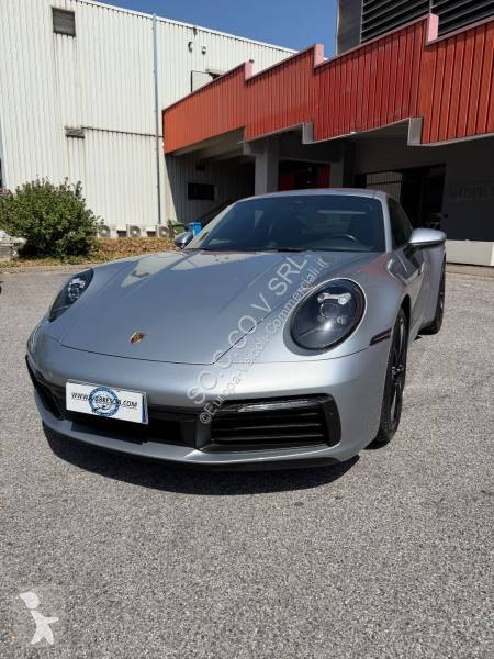 Véhicule utilitaire Porsche