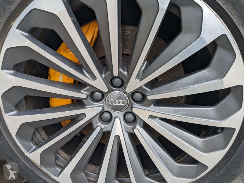 Véhicule utilitaire Audi