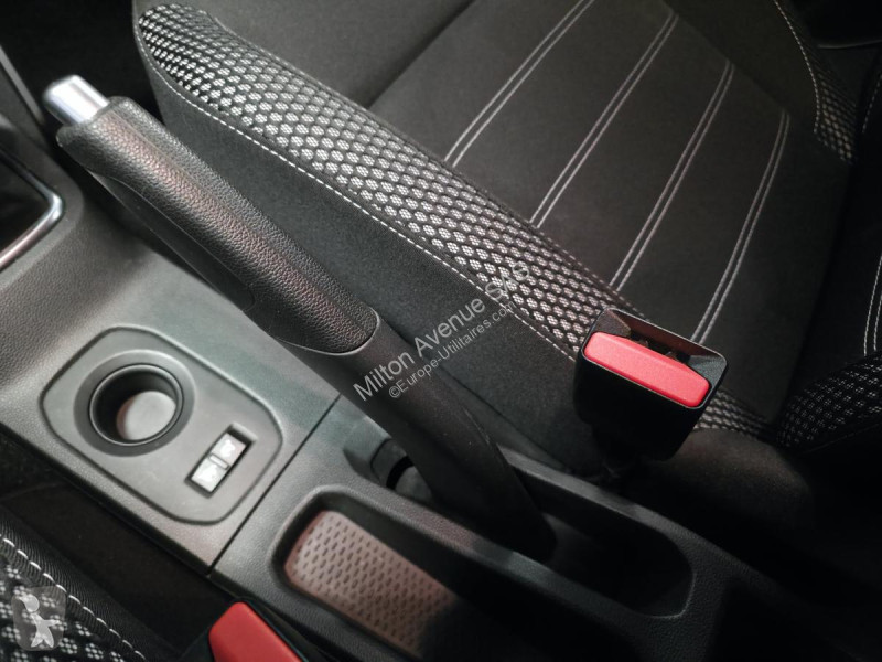 Samochód dostawczy Dacia DUSTER 1.5 Blue dCi -...