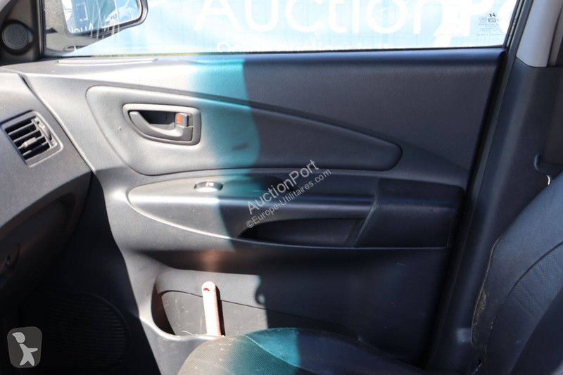 عربة نفعية Hyundai