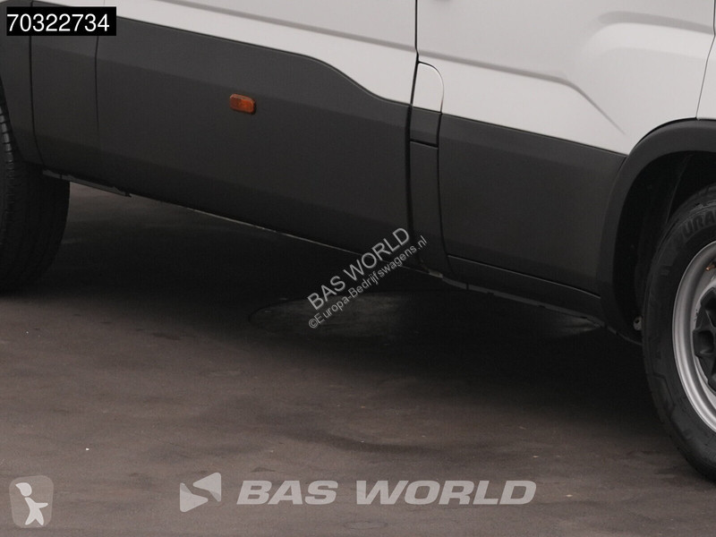 Коммерческий автомобиль Iveco 35S18 3.0L 180PK...
