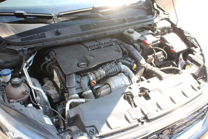 عربة نفعية Peugeot