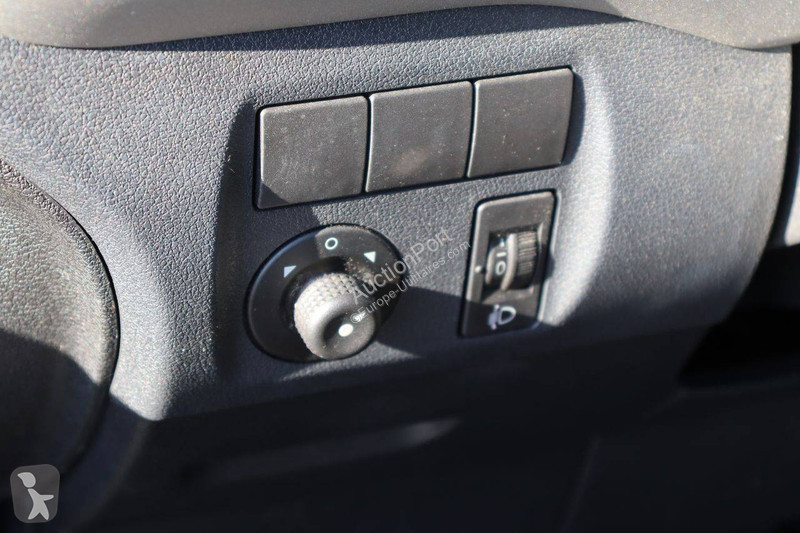 Véhicule utilitaire Peugeot