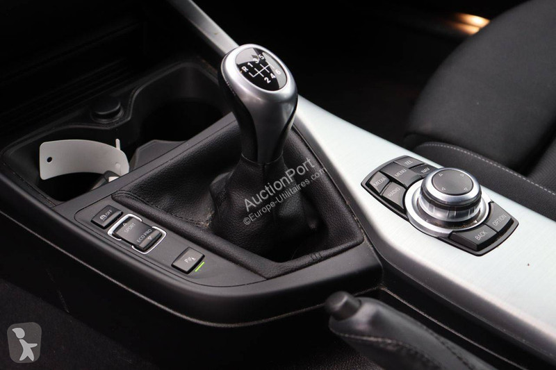 Véhicule utilitaire BMW Sportshatch 116d 1 Serie