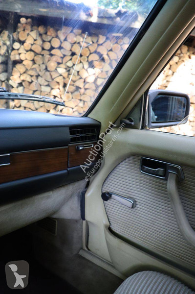 Véhicule utilitaire Mercedes SEL