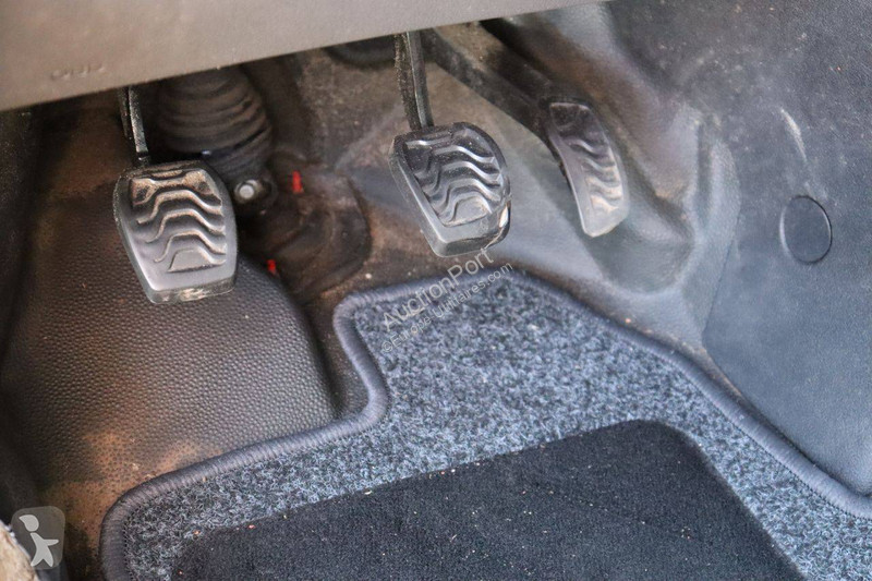 Véhicule utilitaire Ford