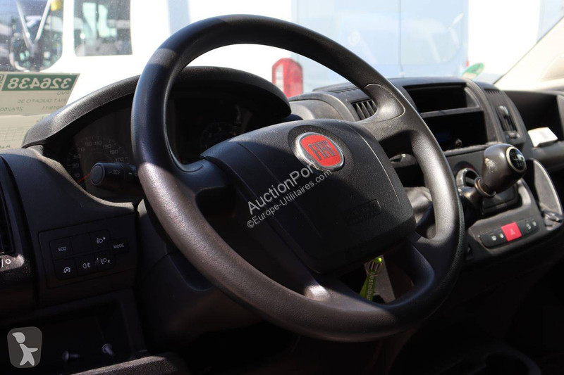 Véhicule utilitaire Fiat Maxi