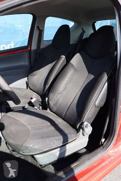 Véhicule utilitaire Peugeot