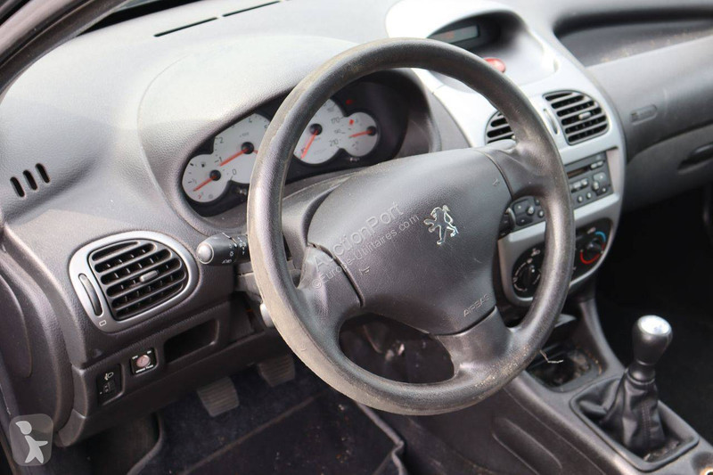 Véhicule utilitaire Peugeot