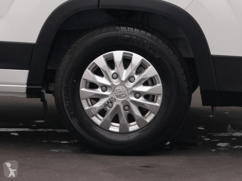 Véhicule utilitaire Maxus e 9 e 9