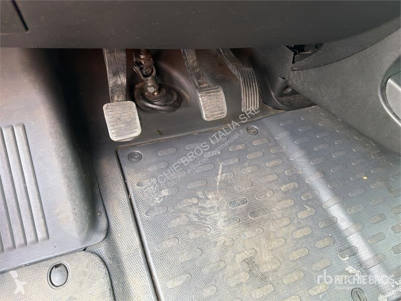 Véhicule utilitaire Opel 2.2