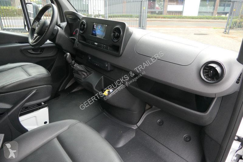 Лекотоварен автомобил Mercedes 314 CDi | XARIOS...