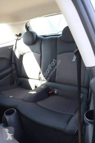 Mini One van