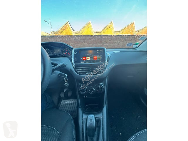 Furgoneta Peugeot 208