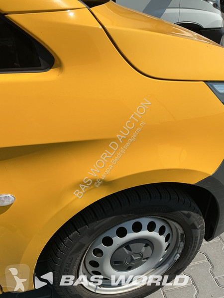 Furgoneta Mercedes