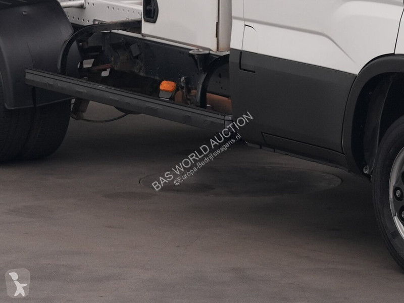 Furgoneta Iveco 35C16