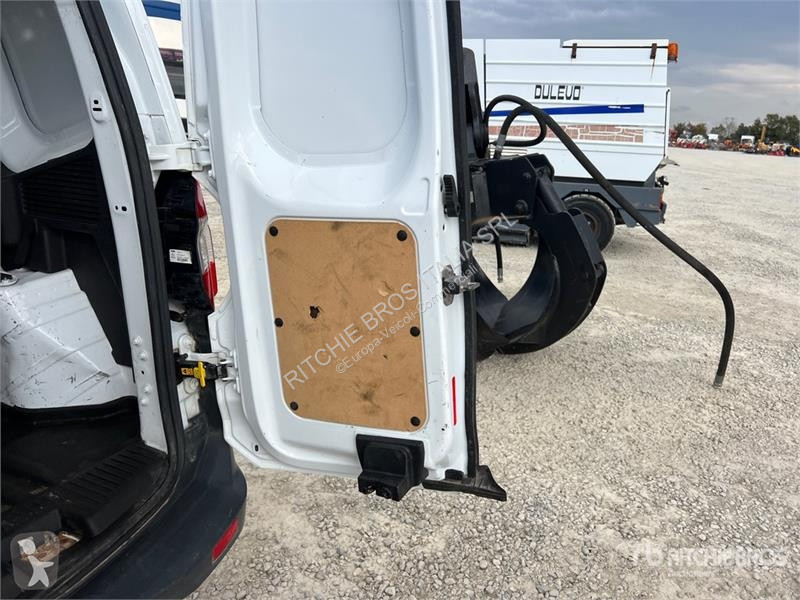 Veículo utilitário Ford Courier Cargo Van