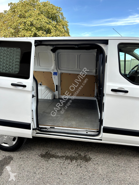 Véhicule utilitaire Ford 300 L1H1 2.0 Ecoblue...