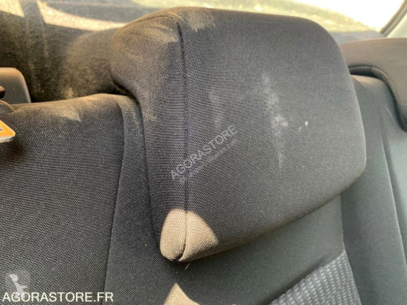 Véhicule utilitaire Peugeot 208
