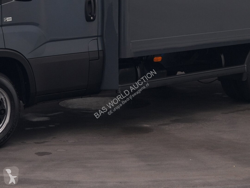 عربة نفعية Iveco 35C18