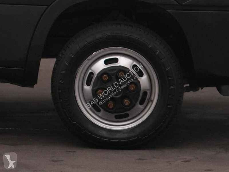 عربة نفعية Iveco 50C18