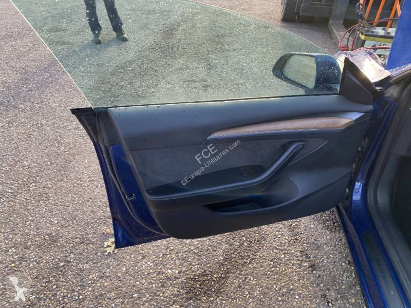 Véhicule utilitaire Tesla