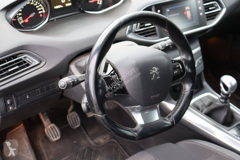 Коммерческий автомобиль Peugeot