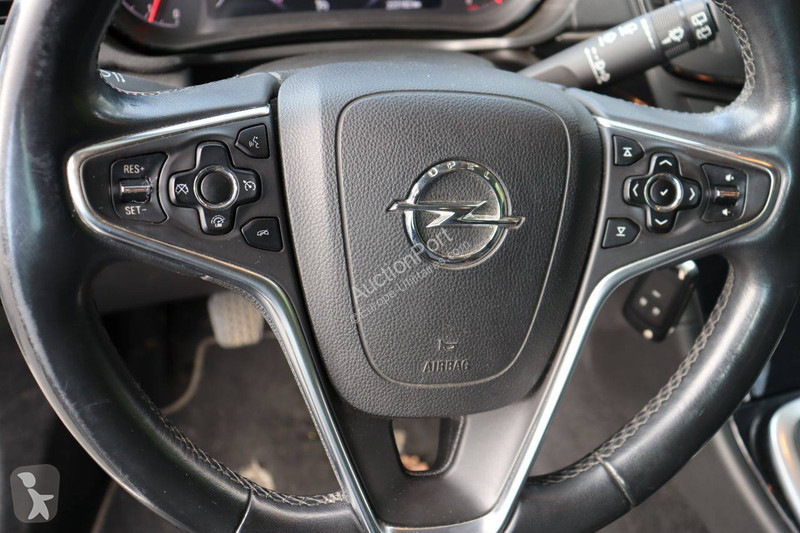Véhicule utilitaire Opel Sports SW
