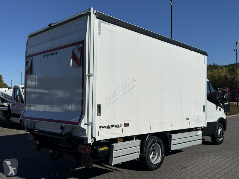 Iveco 70C18 V H van